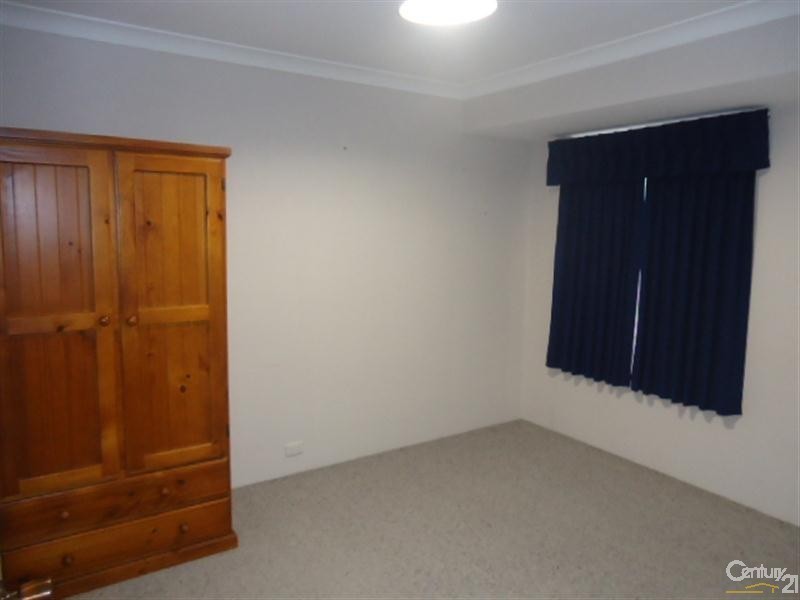 1 Ballard Court, Cooloongup WA 6168