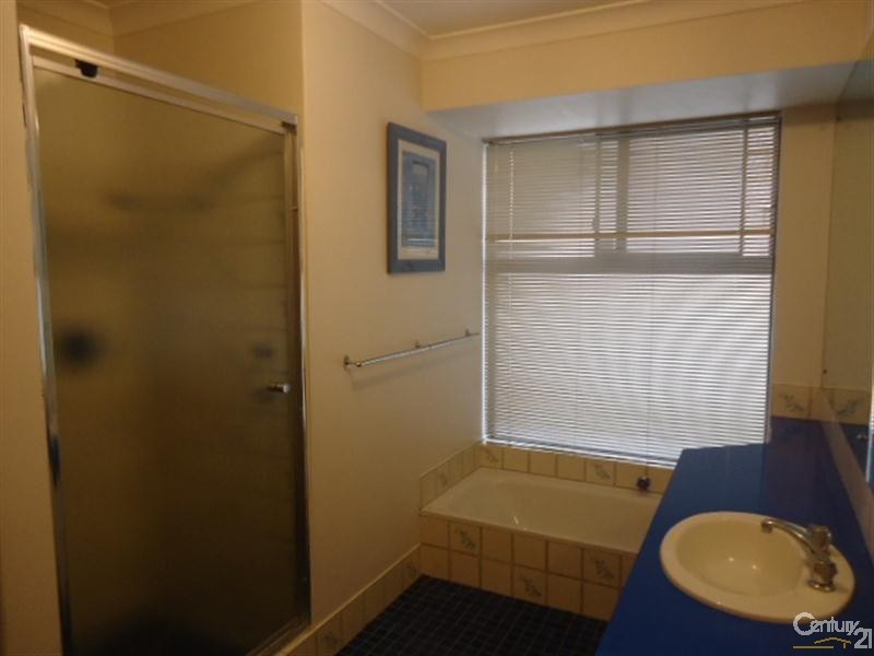 1 Ballard Court, Cooloongup WA 6168