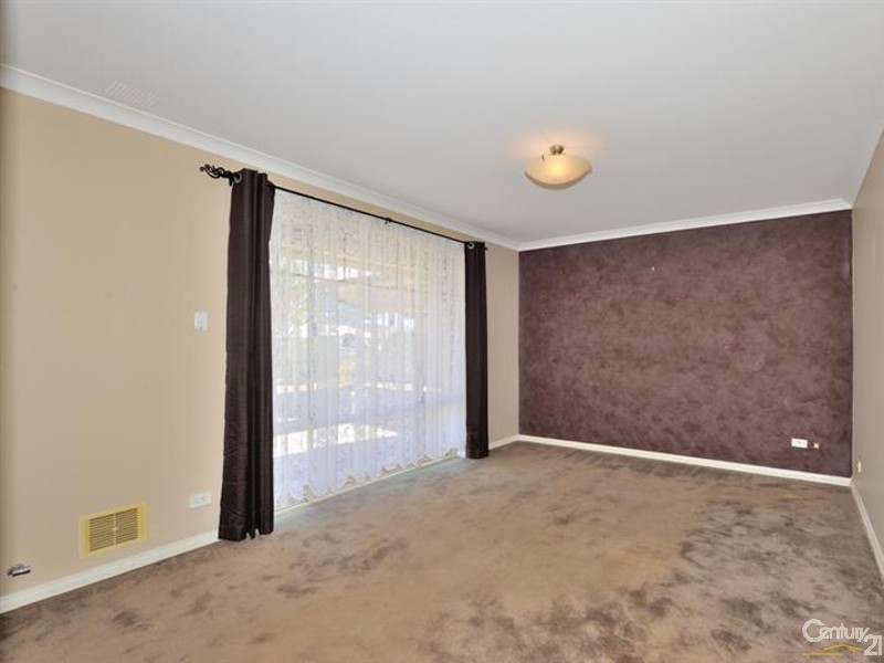 22 Senegal Grove, Warnbro WA 6169