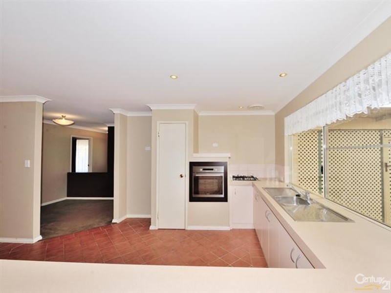 22 Senegal Grove, Warnbro WA 6169