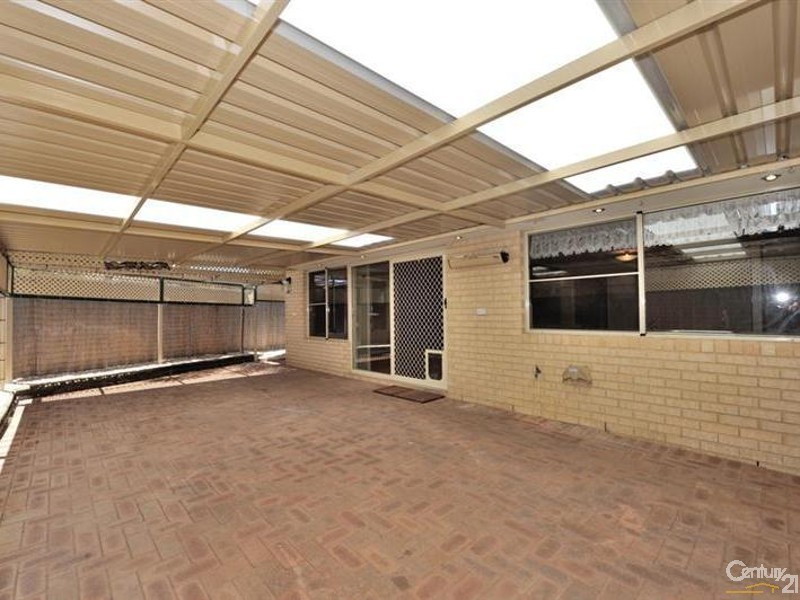 22 Senegal Grove, Warnbro WA 6169