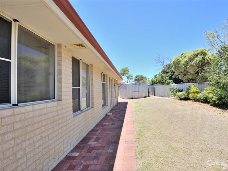 22 Senegal Grove, Warnbro WA 6169