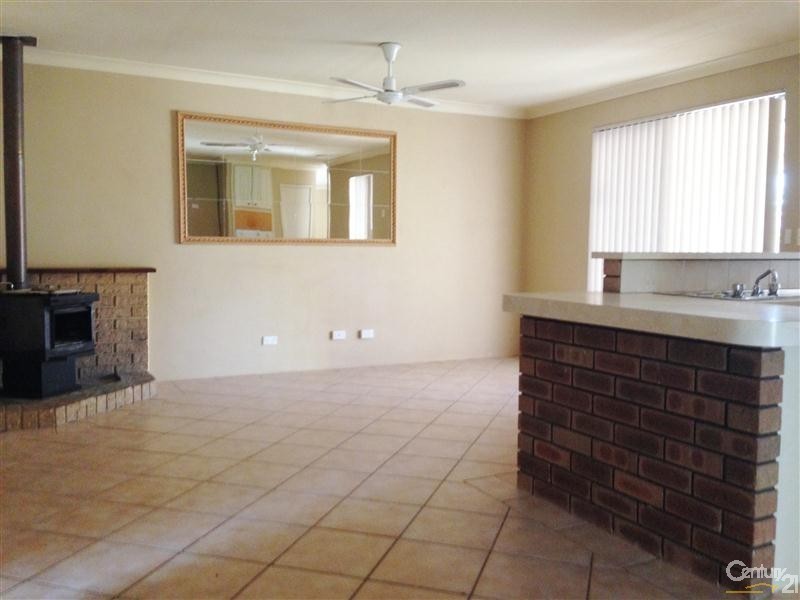 27 Hartland Way, Warnbro WA 6169