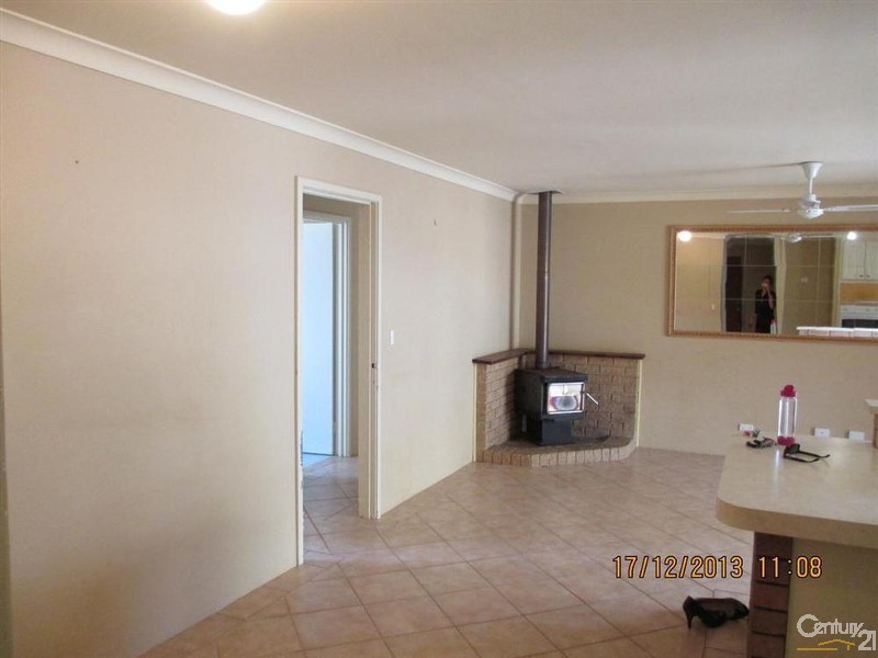 27 Hartland Way, Warnbro WA 6169