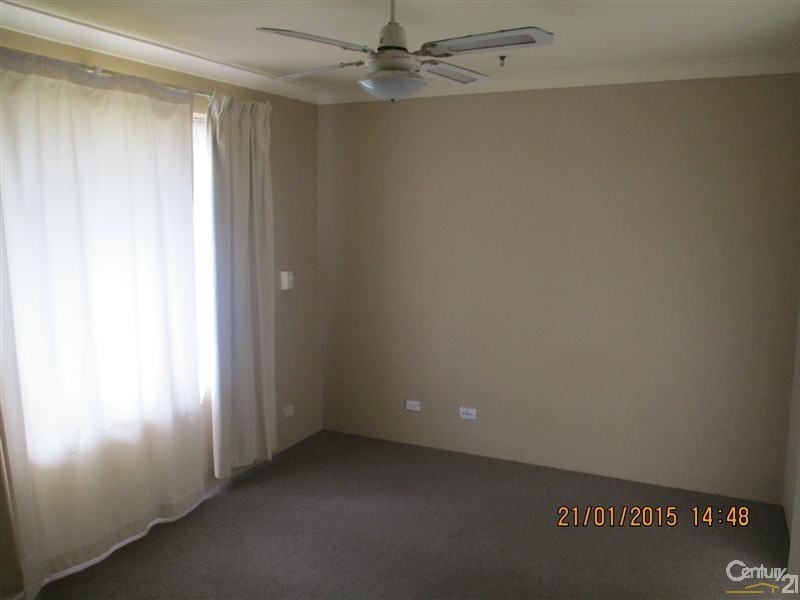 27 Hartland Way, Warnbro WA 6169