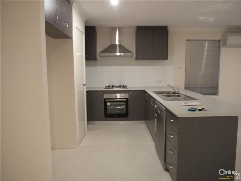 16 Monjon Way, Baldivis WA 6171