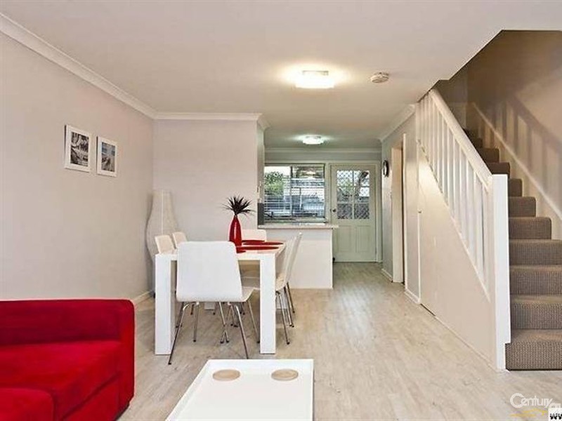 1/52 Kent Street, Rockingham WA 6168