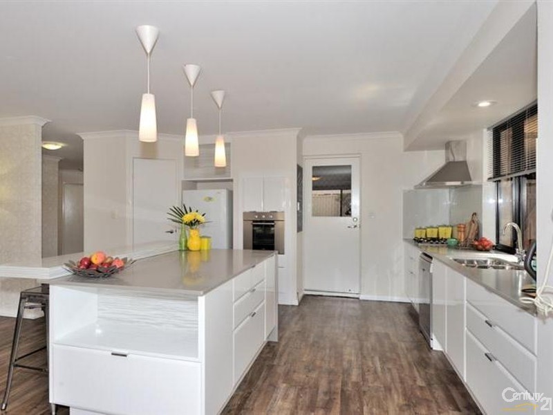 44 Grand Ocean Boulevard, Port Kennedy WA 6172