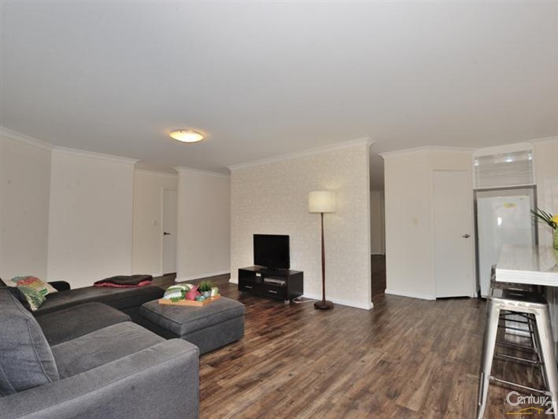 44 Grand Ocean Boulevard, Port Kennedy WA 6172