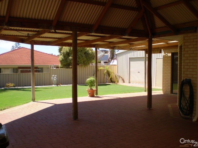 20 Venice Retreat, Warnbro WA 6169