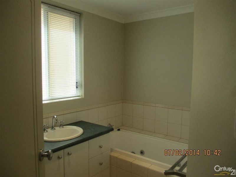 190 Arcadia Drive, Shoalwater WA 6169