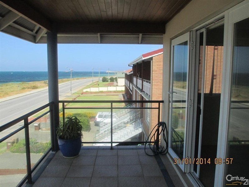 190 Arcadia Drive, Shoalwater WA 6169