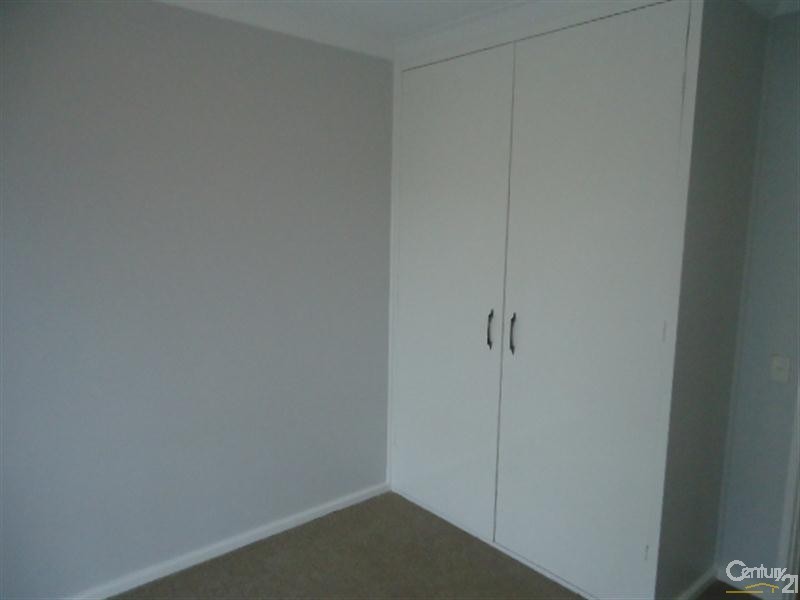 19 Varley Crescent, Cooloongup WA 6168