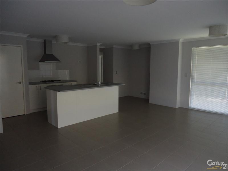 11 Jutland Avenue, Baldivis WA 6171