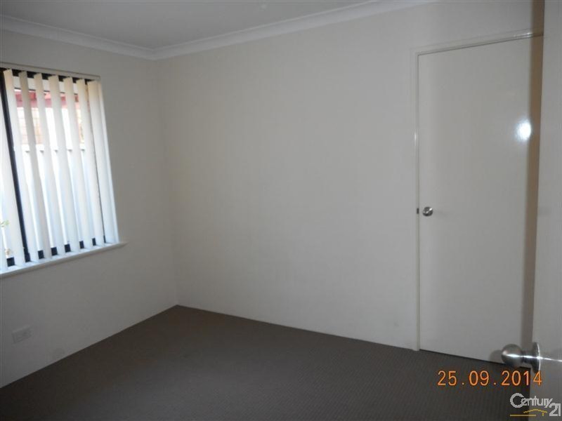 13 Galway Gardens, Port Kennedy WA 6172