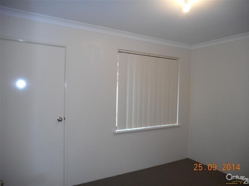 13 Galway Gardens, Port Kennedy WA 6172