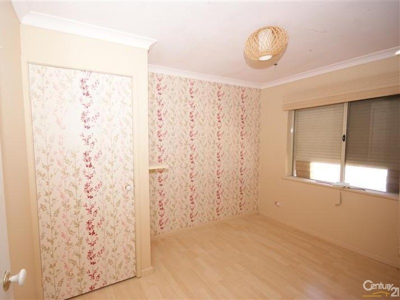 9 Jaywick Close, Safety Bay WA 6169