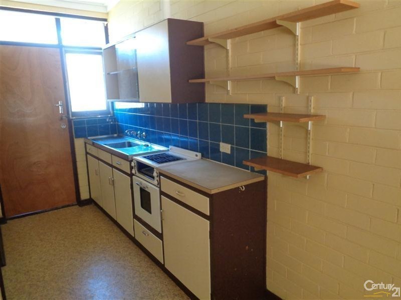 2/70 Kent Street, Rockingham WA 6168