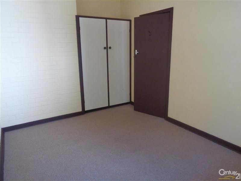 2/70 Kent Street, Rockingham WA 6168