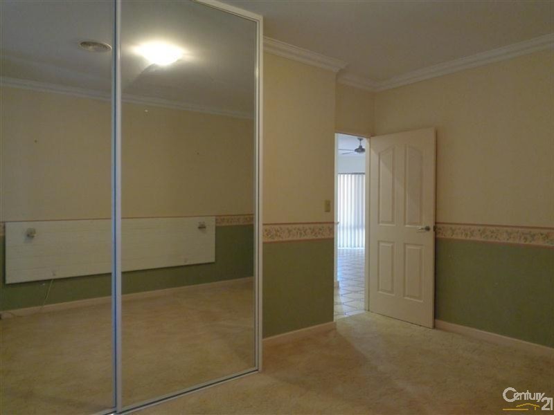 65 Currie Street, Warnbro WA 6169