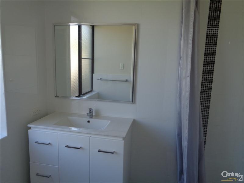 521 Safety Bay Road, Waikiki WA 6169