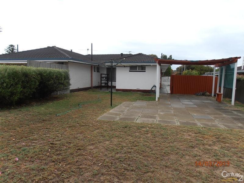 18A First Avenue, Shoalwater WA 6169