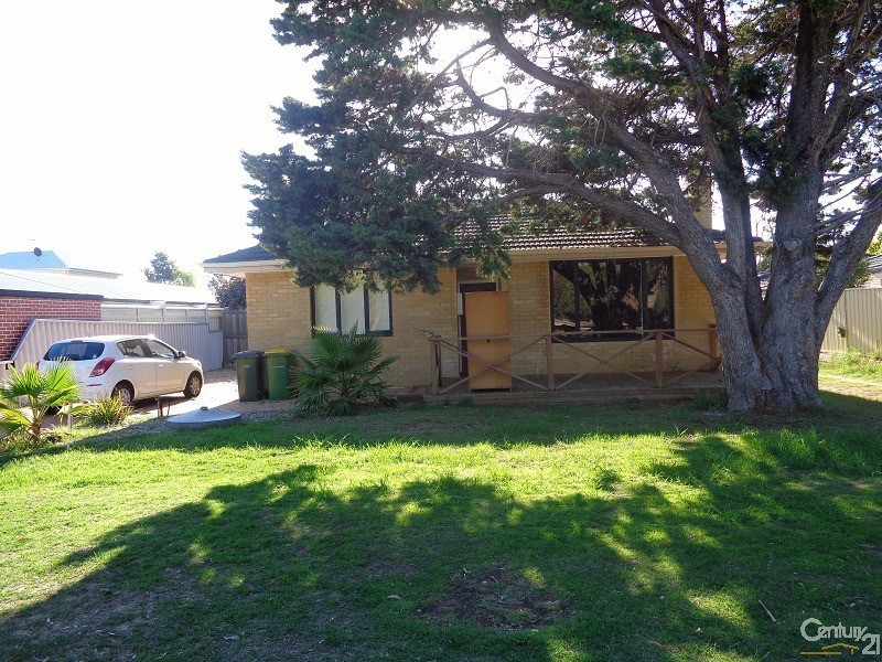 142a Lewington Street, Rockingham WA 6168