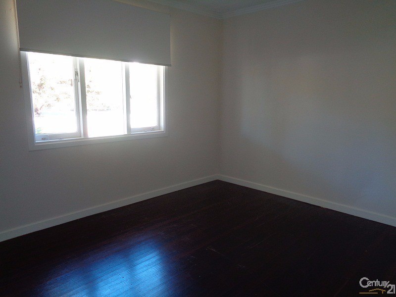 142a Lewington Street, Rockingham WA 6168