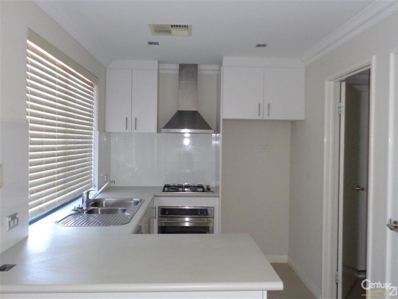 2/93 Kent Street, Rockingham WA 6168