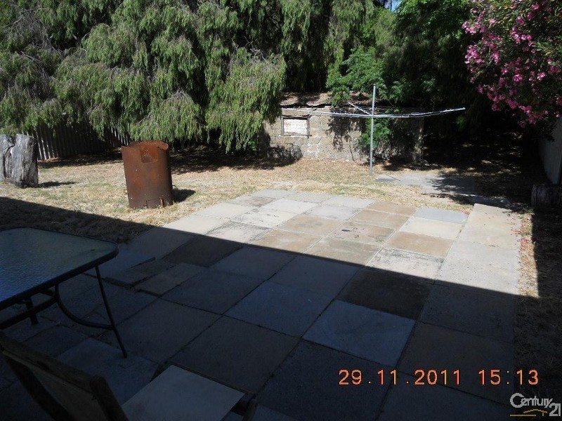 102A Gloucester Crescent, Shoalwater WA 6169