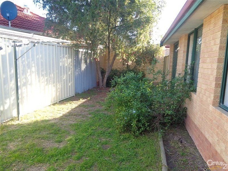 2/56 Elanora Drive, Cooloongup WA 6168