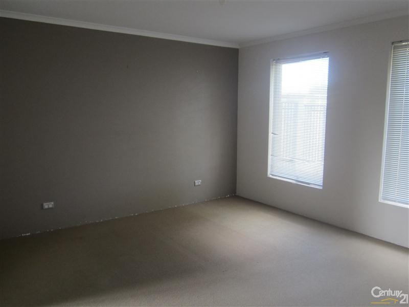 13 Grado Lane, Port Kennedy WA 6172