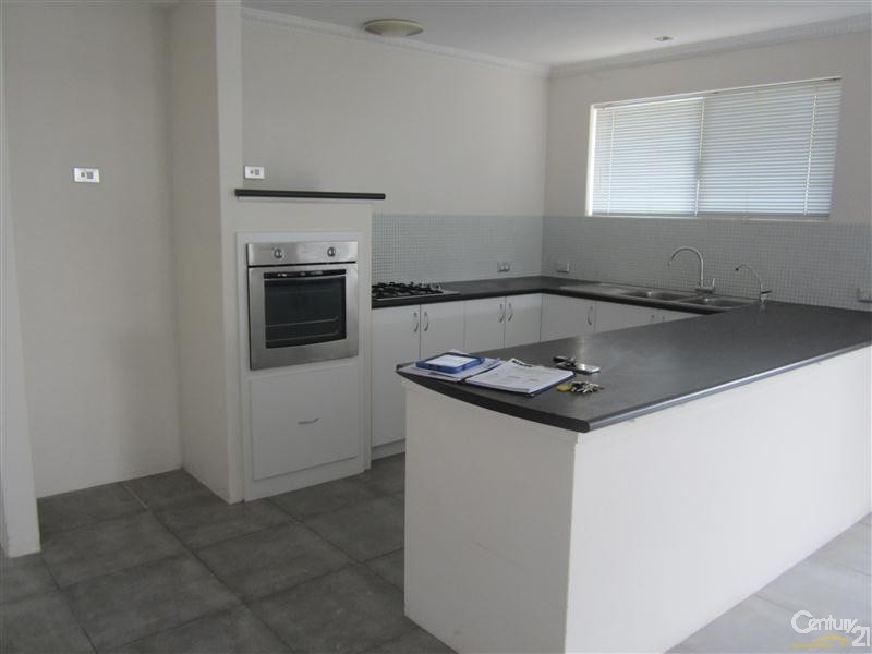 13 Grado Lane, Port Kennedy WA 6172