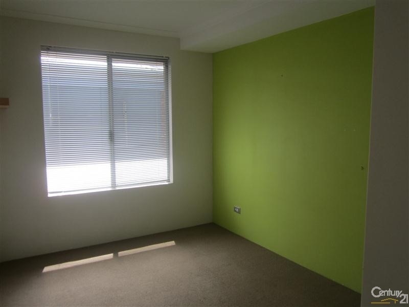 13 Grado Lane, Port Kennedy WA 6172