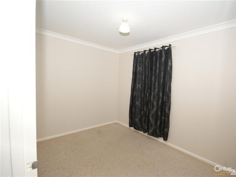 2 Cambridge Crescent, Cooloongup WA 6168