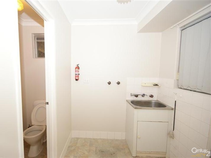 2 Cambridge Crescent, Cooloongup WA 6168