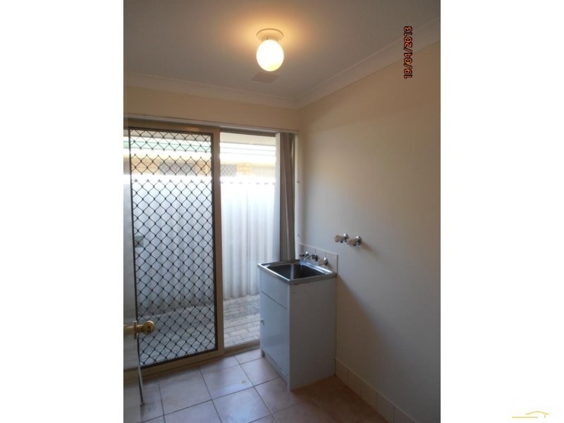 22/6 Sepia Court, Rockingham WA 6168