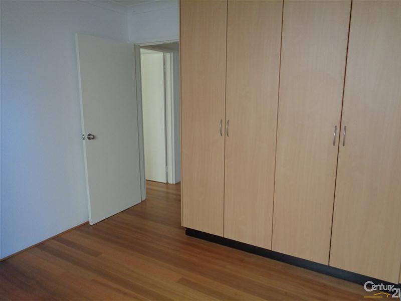 5 Regehr Street, Warnbro WA 6169