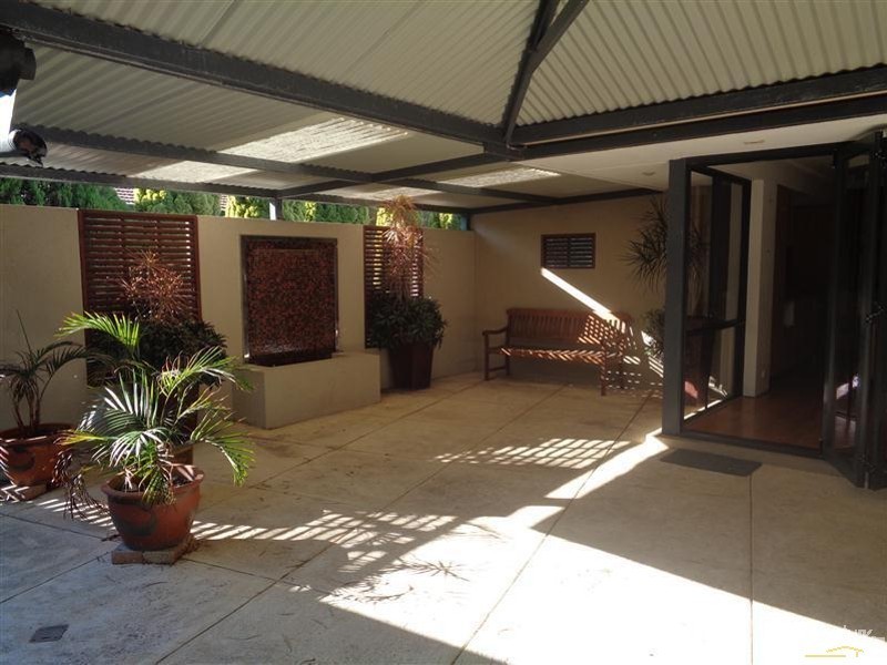 5 Regehr Street, Warnbro WA 6169