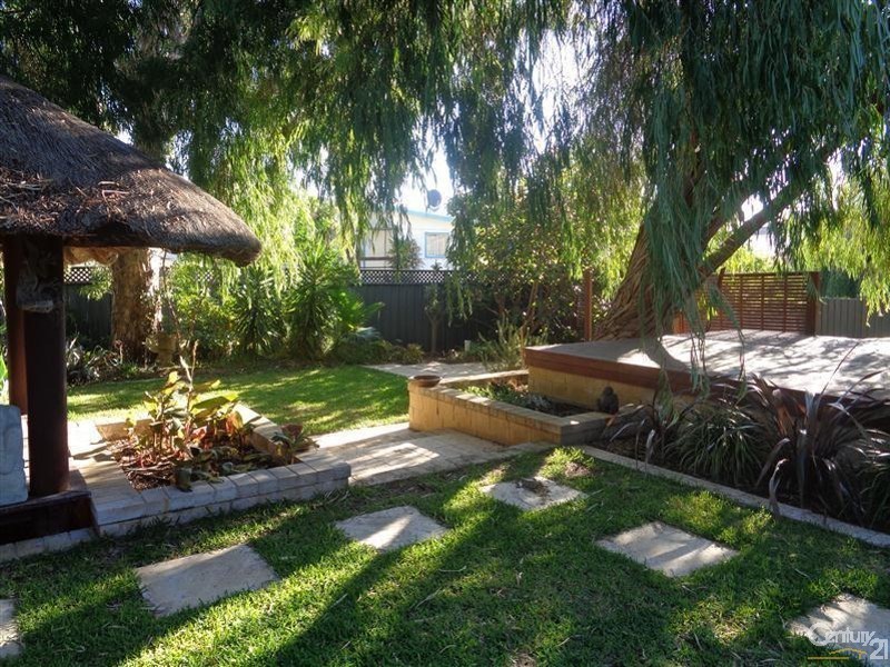 5 Regehr Street, Warnbro WA 6169