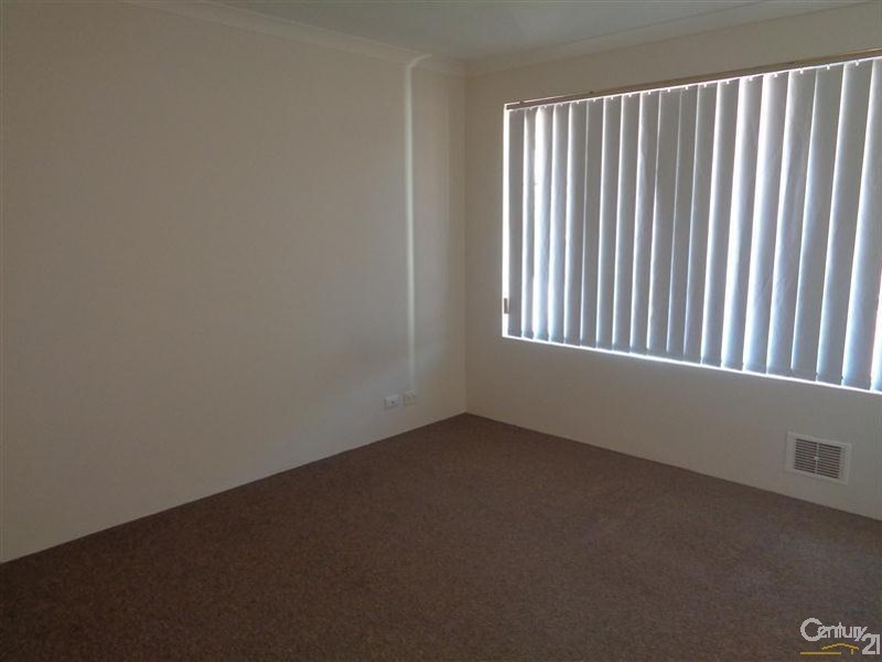 6/12 Dowling Street, Rockingham WA 6168