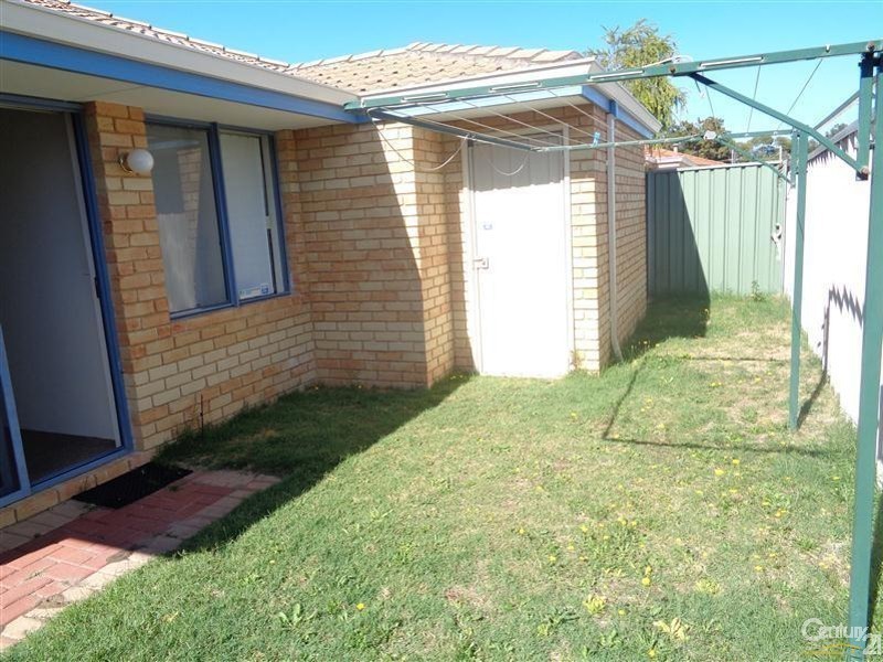 6/12 Dowling Street, Rockingham WA 6168