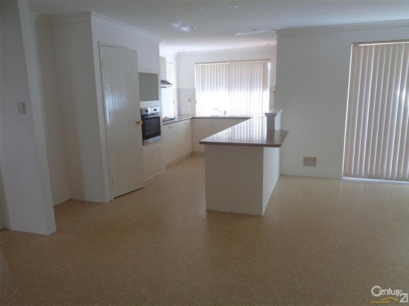8B Watts Road, Shoalwater WA 6169