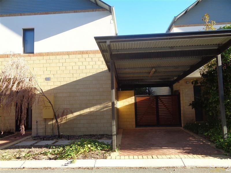 18/20 Lake Street, Rockingham WA 6168