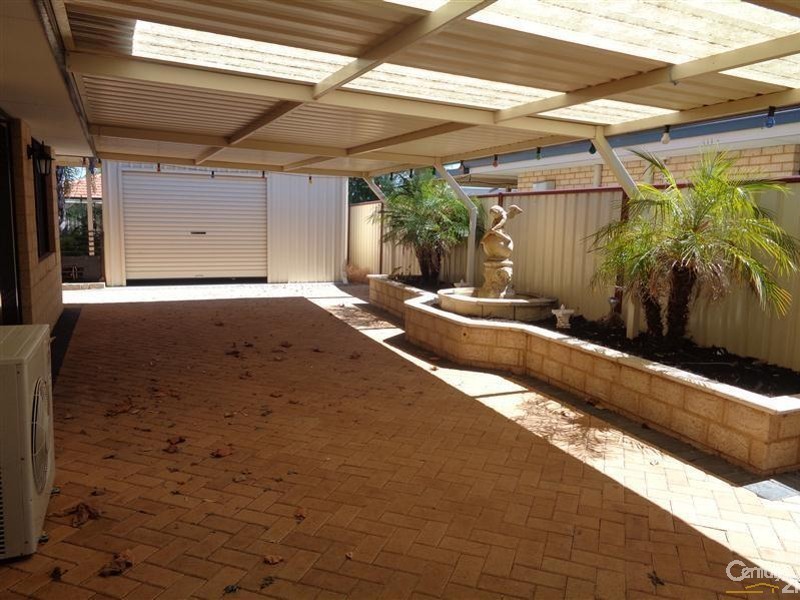 32 Arpenteur Drive, Baldivis WA 6171