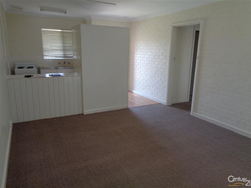 13/15 Corvus Place, Rockingham WA 6168