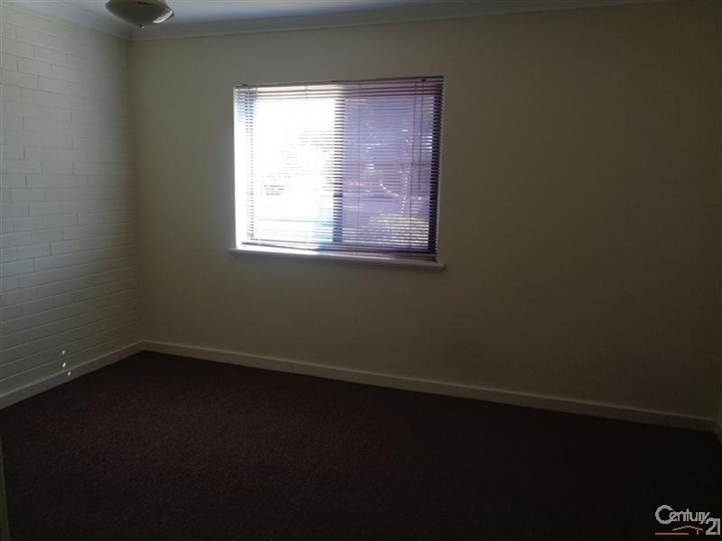 13/15 Corvus Place, Rockingham WA 6168