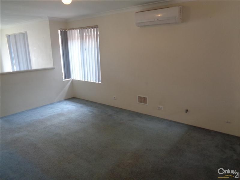 6/10 Dowling Street, Rockingham WA 6168