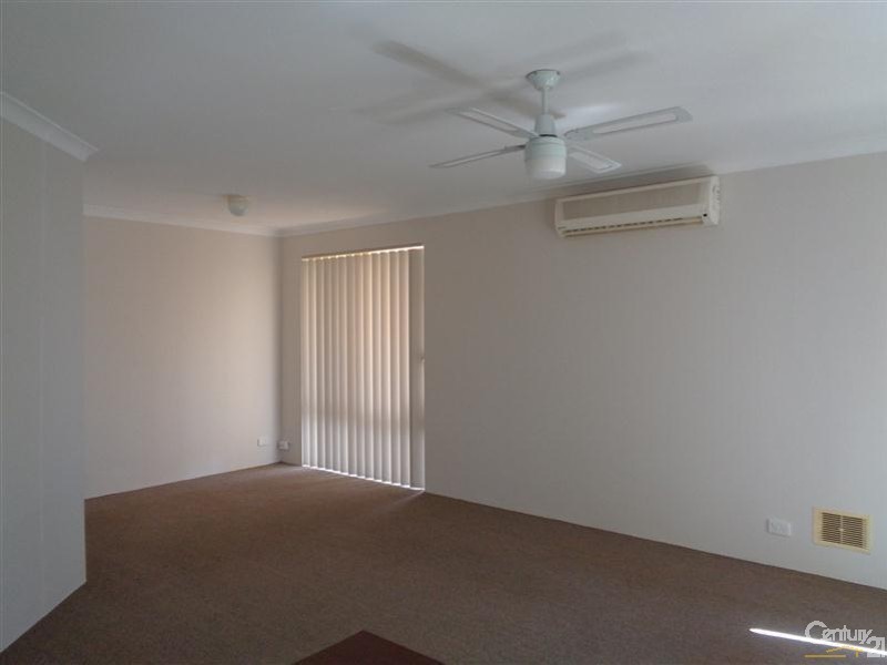 6 Cocos Court, Warnbro WA 6169