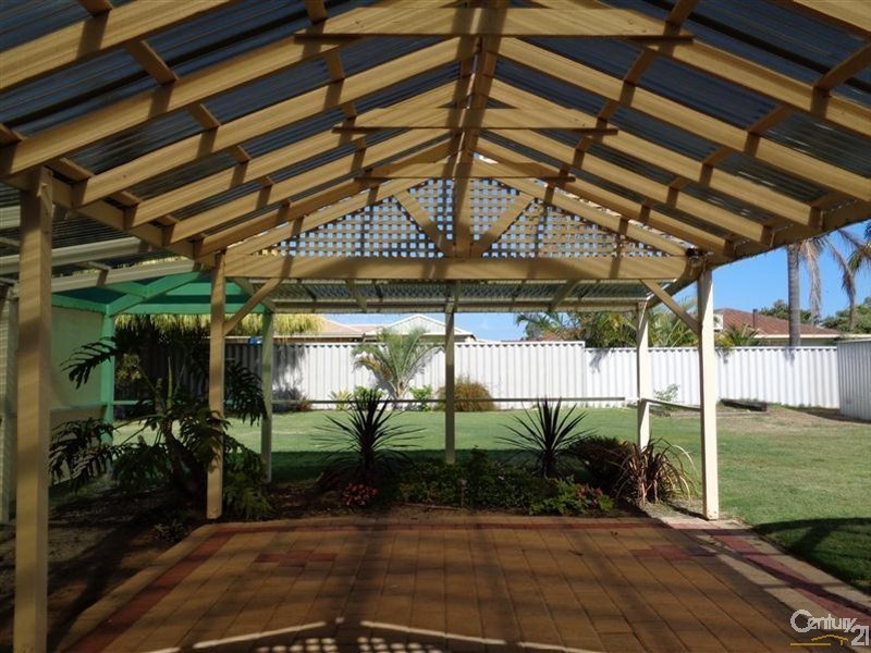 6 Cocos Court, Warnbro WA 6169
